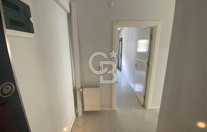 Karşıyaka Örnekköy’de Kapalı Mutfak 2+1 Kiralık Daire