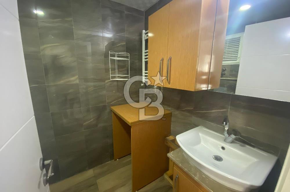 Karşıyaka Örnekköy’de Kapalı Mutfak 2+1 Kiralık Daire