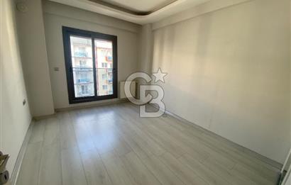 Karşıyaka Örnekköy’de Kapalı Mutfak 2+1 Kiralık Daire