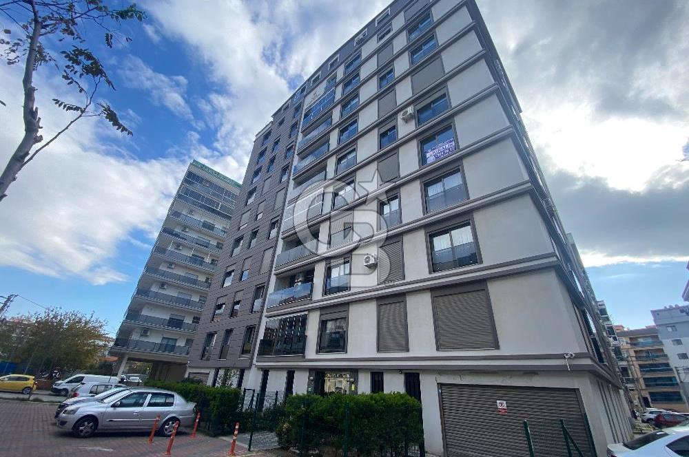 Karşıyaka Örnekköy’de Kapalı Mutfak 2+1 Kiralık Daire