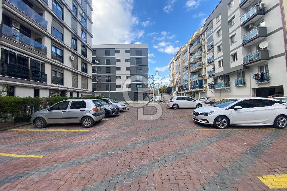 Karşıyaka Örnekköy’de Kapalı Mutfak 2+1 Kiralık Daire