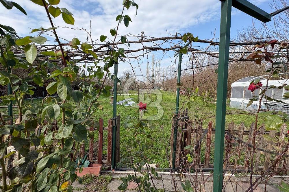 Çanakkale Lapseki Umurbey'de Satılık 1666 M² Hobi Bahçesi! 