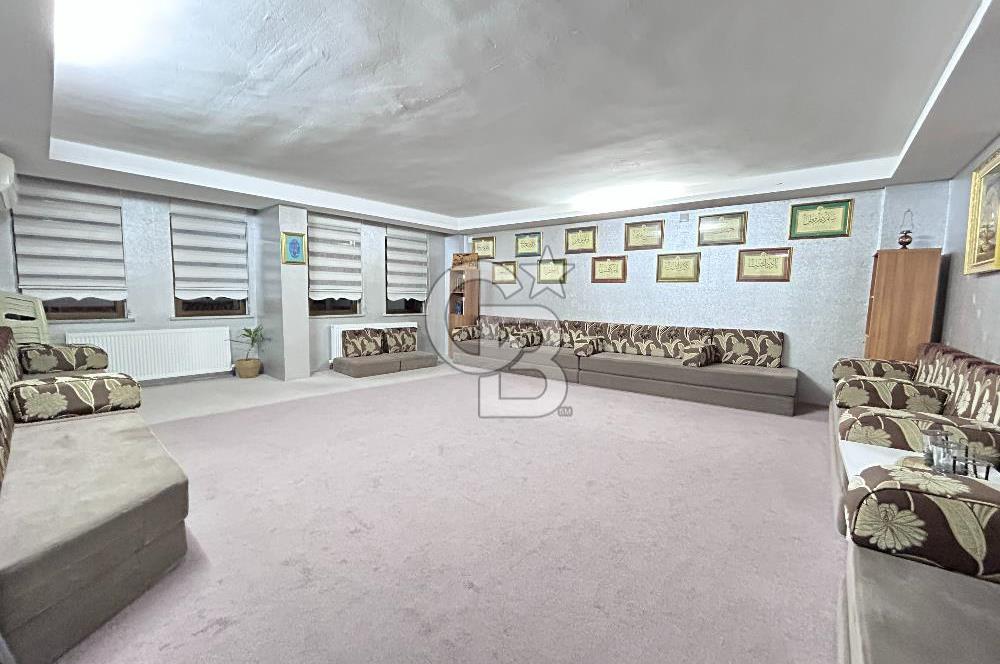 CB CLASS SATILIK 5 KATLI REYHAN ÇARŞISINDA TİCARİ BİNA