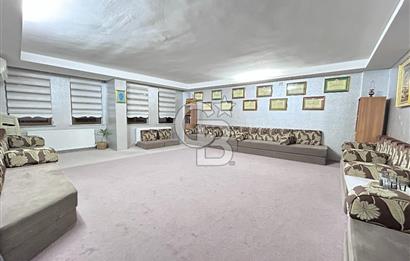 CB CLASS SATILIK 5 KATLI REYHAN ÇARŞISINDA TİCARİ BİNA