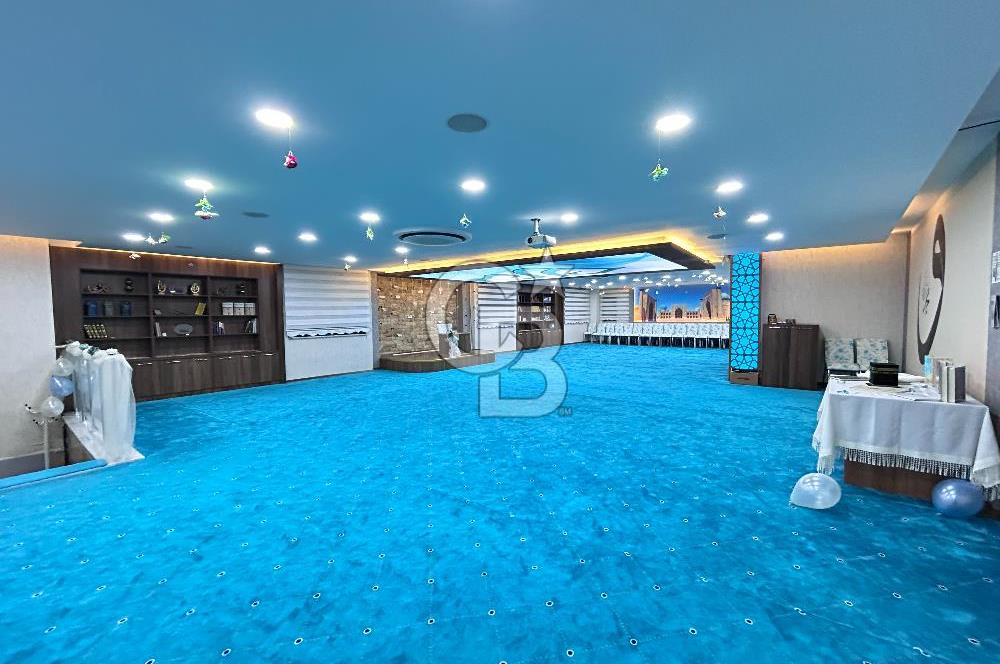 CB CLASS SATILIK 5 KATLI REYHAN ÇARŞISINDA TİCARİ BİNA