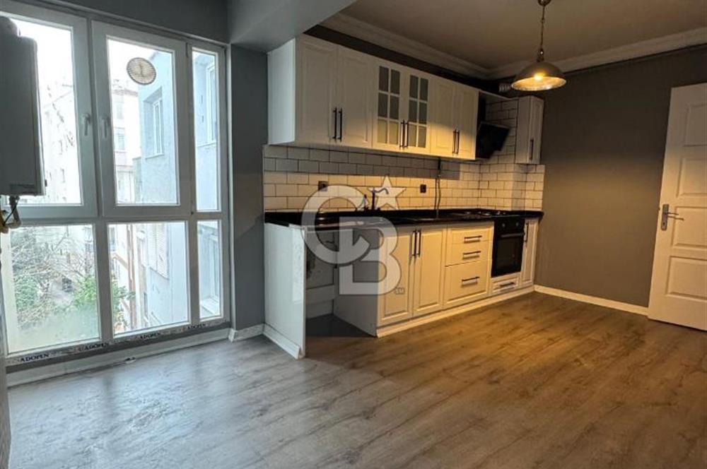 BORNOVA MERKEZDE 2+1 KİRALIK DAİRE