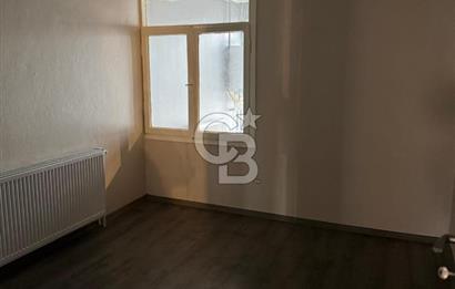 BORNOVA MERKEZDE 2+1 KİRALIK DAİRE