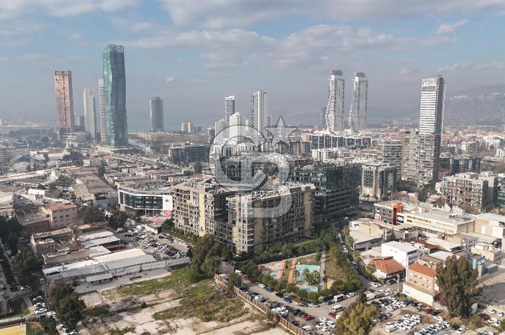 İZMİR / BORNOVA / KAZIMDİRİK MAHALLESİNDE "FOLKART TIME " ﻿SİTESİ İÇERİSİNDE MERKEZİ KONUMLU, 45 m²BRÜT KULLANIM ALANINA SAHİP LÜKS DAİRE
