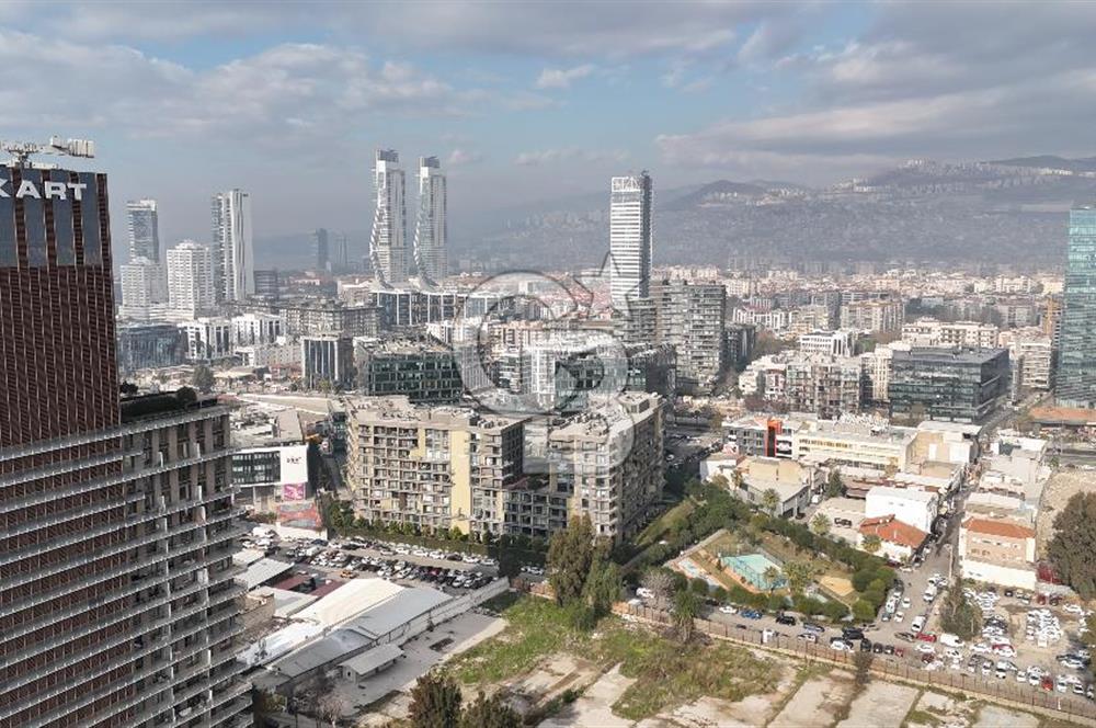 İZMİR / BORNOVA / KAZIMDİRİK MAHALLESİNDE "FOLKART TIME " ﻿SİTESİ İÇERİSİNDE MERKEZİ KONUMLU, 45 m²BRÜT KULLANIM ALANINA SAHİP LÜKS DAİRE