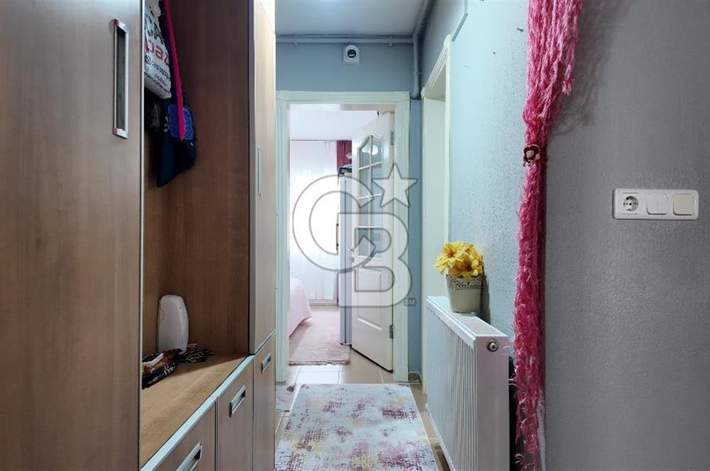 BORNOVA ALTINDAĞ’DA MERKEZİ KONUMDA SATILIK 3 KATLI BİNA