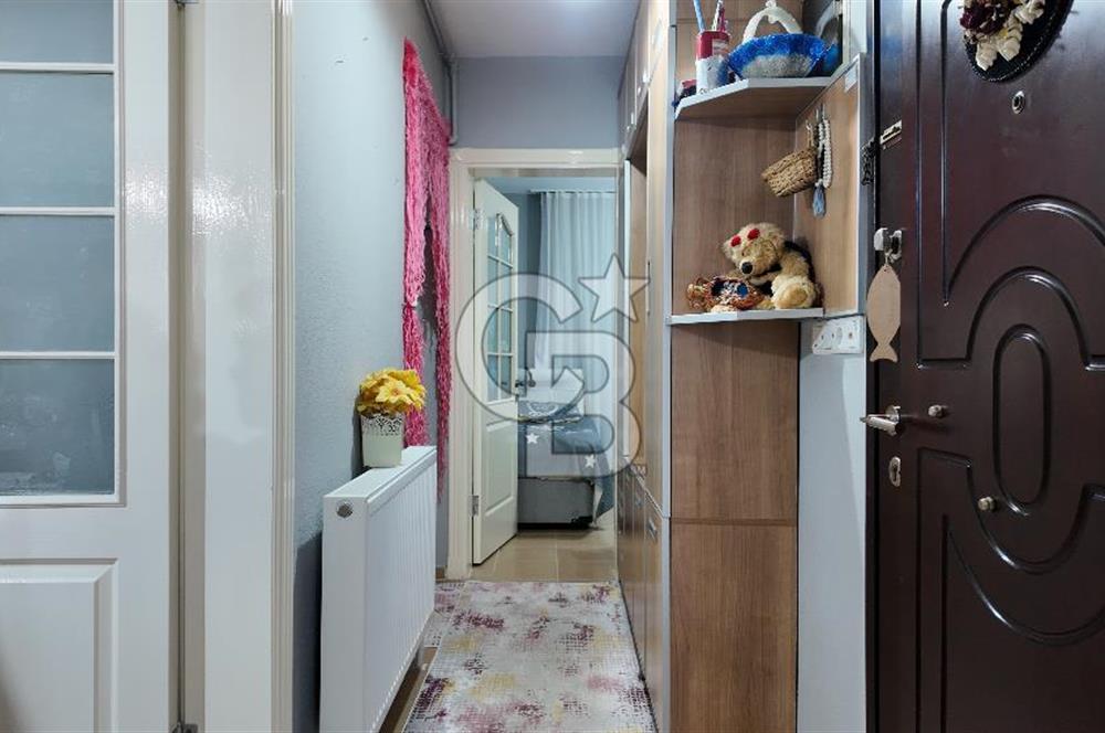 BORNOVA ALTINDAĞ’DA MERKEZİ KONUMDA SATILIK 3 KATLI BİNA