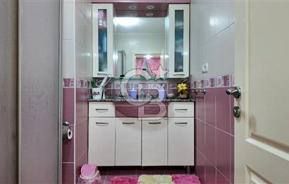 BORNOVA ALTINDAĞ’DA MERKEZİ KONUMDA SATILIK 3 KATLI BİNA