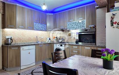 BORNOVA ALTINDAĞ’DA MERKEZİ KONUMDA SATILIK 3 KATLI BİNA