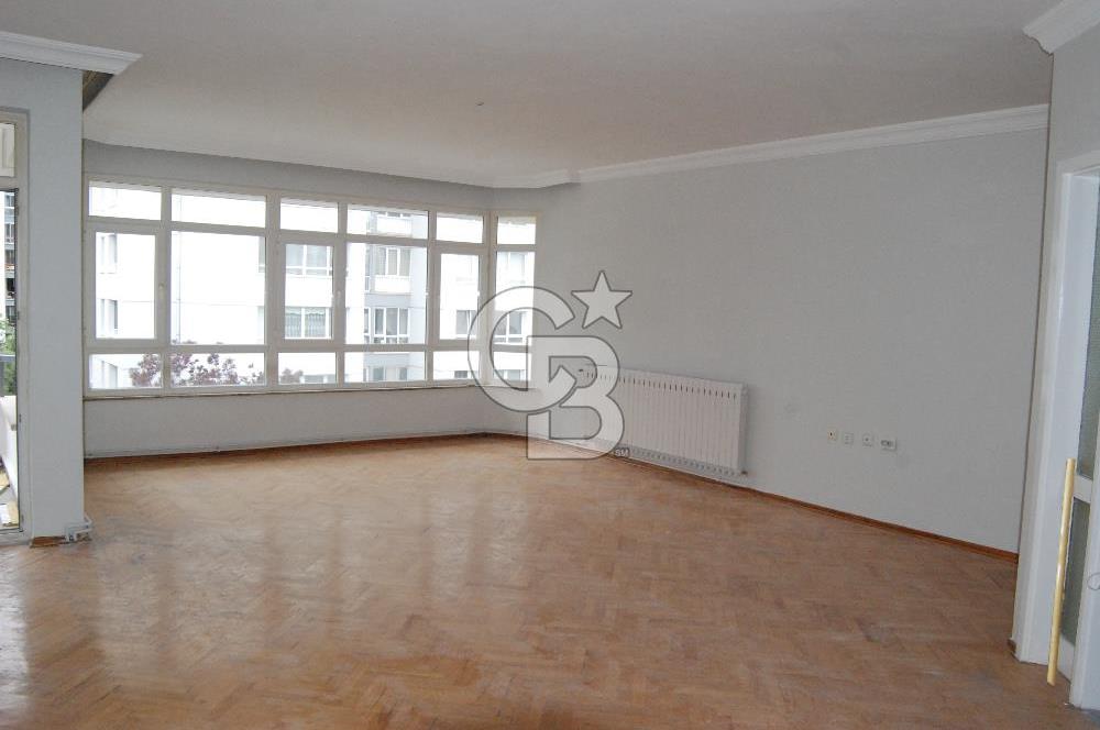Ayrancı Sedat Simavi Sokak ta 3+1 Kiralık Daire
