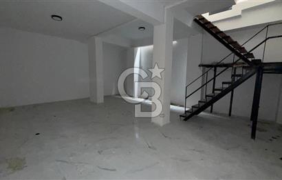 Gazi Caddesinde Satılık 120M2 3 katlı dükkan
