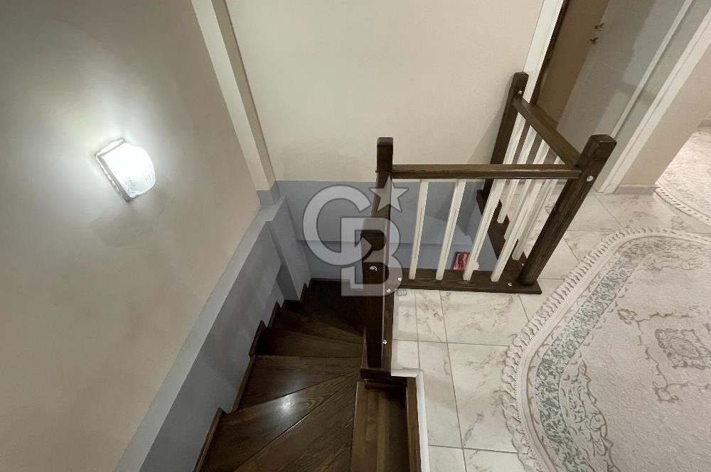 BARBAROS MAHALLESİ'NDE MERKEZİ KONUMDA SATILIK 3+1 ÇATI DUBLEKS