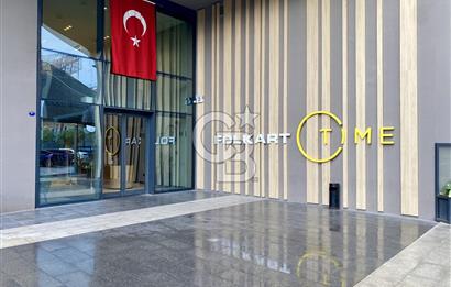 İZMİR / BORNOVA / KAZIMDİRİK MAHALLESİNDE "FOLKART TIME " ﻿SİTESİ İÇERİSİNDE MERKEZİ KONUMLU, 45 m²BRÜT KULLANIM ALANINA SAHİP LÜKS DAİRE
