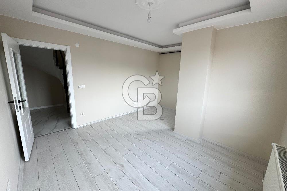 ATAŞEHİR FİNANS MERKEZİNE KOMŞU DUBLEKS DAİRE