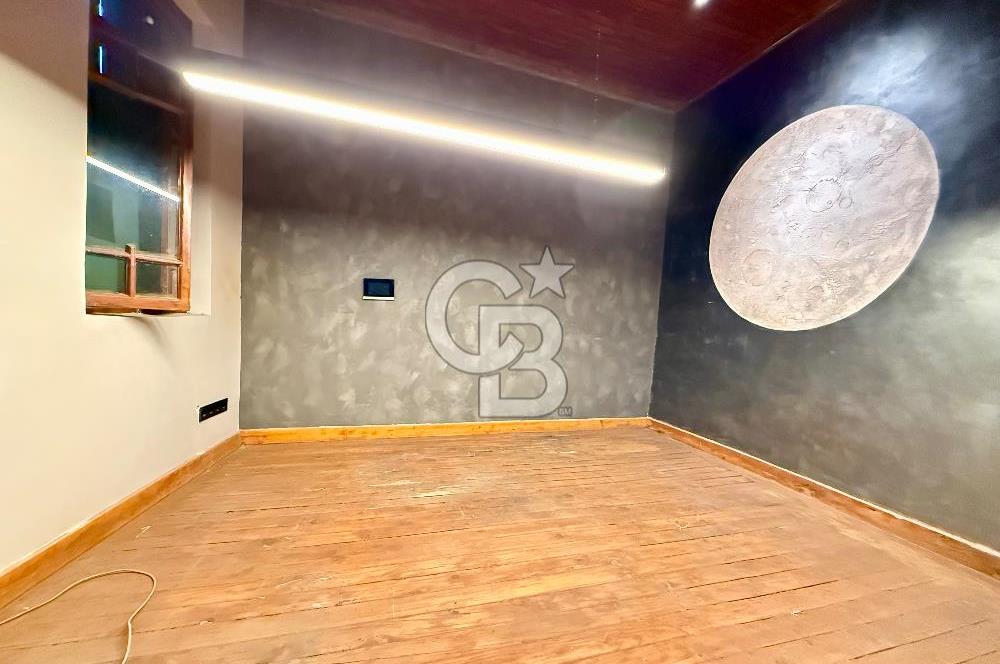 ALSANCAK ŞEHİTLER CADDESİ ÜZERİNDE – KİRALIK TARİHİ YAPI | YÜKSEK TABELA DEĞER