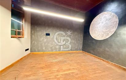 ALSANCAK ŞEHİTLER CADDESİ ÜZERİNDE – KİRALIK TARİHİ YAPI | YÜKSEK TABELA DEĞER