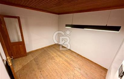 ALSANCAK ŞEHİTLER CADDESİ ÜZERİNDE – KİRALIK TARİHİ YAPI | YÜKSEK TABELA DEĞER