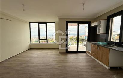 SEFERİHİSAR AKARCA'DA SIFIR DENİZ MANZARALI 2+2 VİLLA 