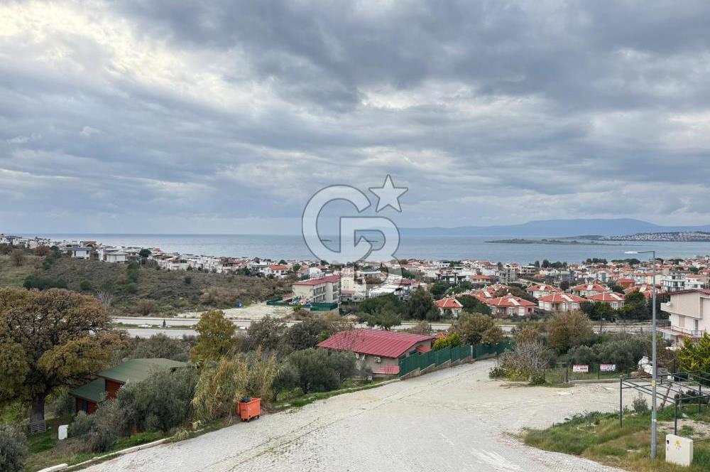 SEFERİHİSAR AKARCA'DA SIFIR DENİZ MANZARALI 2+2 VİLLA 