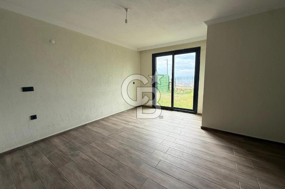 SEFERİHİSAR AKARCA'DA SIFIR DENİZ MANZARALI 2+2 VİLLA 