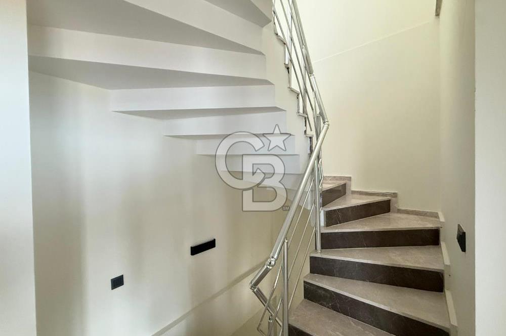 SEFERİHİSAR AKARCA'DA SIFIR DENİZ MANZARALI 2+2 VİLLA 