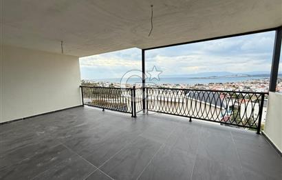 SEFERİHİSAR AKARCA'DA SIFIR DENİZ MANZARALI 2+2 VİLLA 