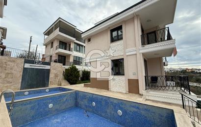 SEFERİHİSAR AKARCA'DA SIFIR DENİZ MANZARALI 2+2 VİLLA 