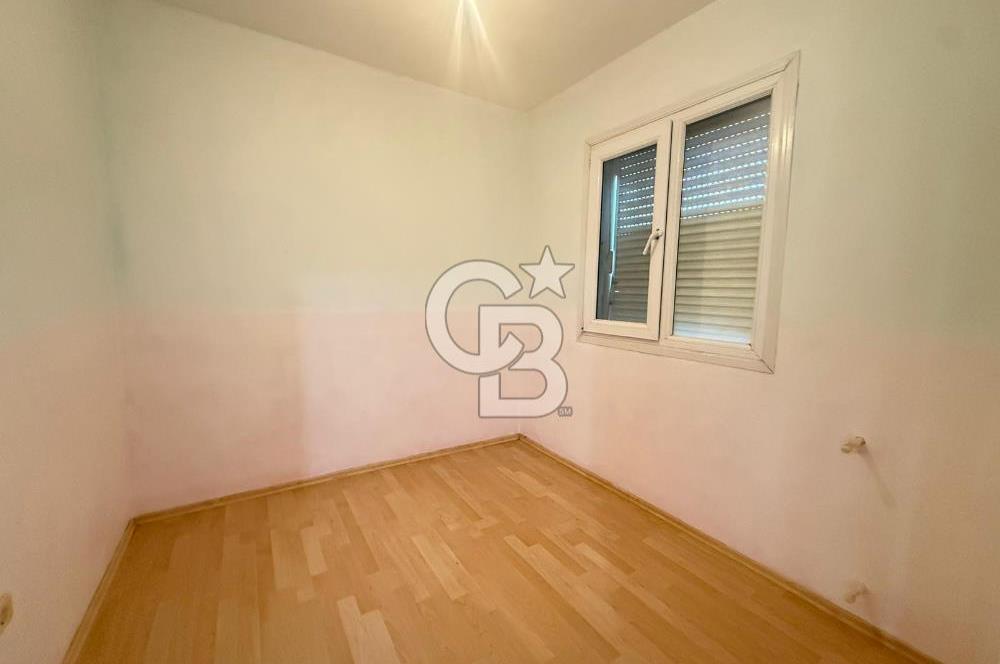 SEFERİHİSAR AKARCA'DA 5+1 DENİZ MANZARALI TERASLI VİLLA