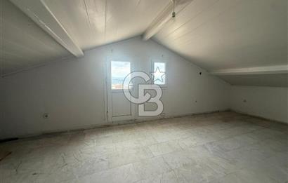 SEFERİHİSAR AKARCA'DA 5+1 DENİZ MANZARALI TERASLI VİLLA