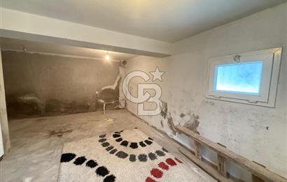 SEFERİHİSAR AKARCA'DA 5+1 DENİZ MANZARALI TERASLI VİLLA