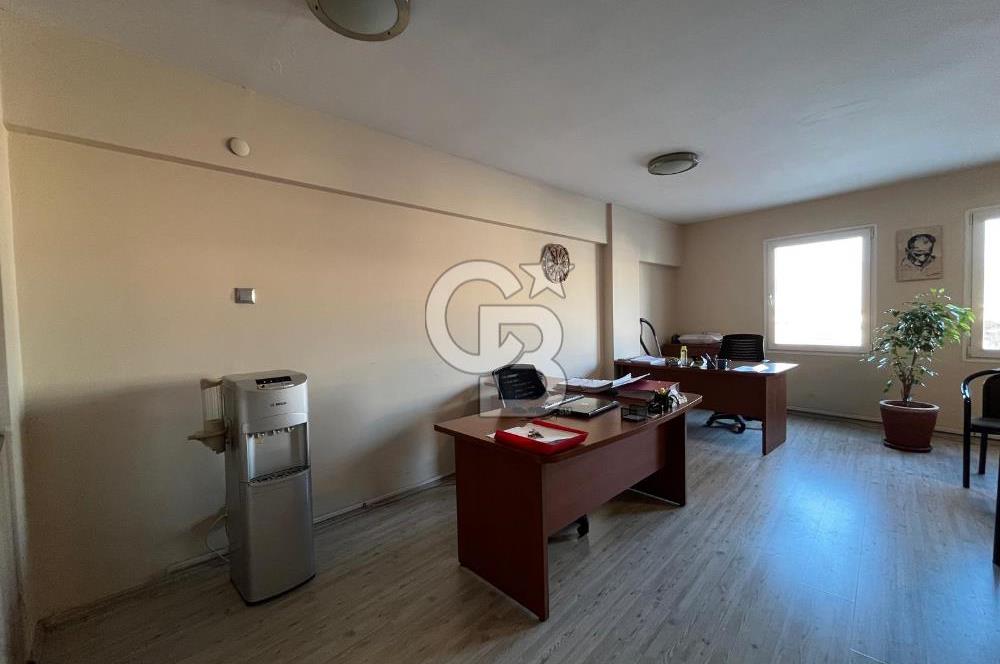GIDA ÇARŞISI GAZİLER CADDESİ ÜZERİNDE BULUNAN SATILIK OFİS