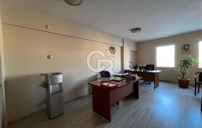 GIDA ÇARŞISI GAZİLER CADDESİ ÜZERİNDE BULUNAN SATILIK OFİS