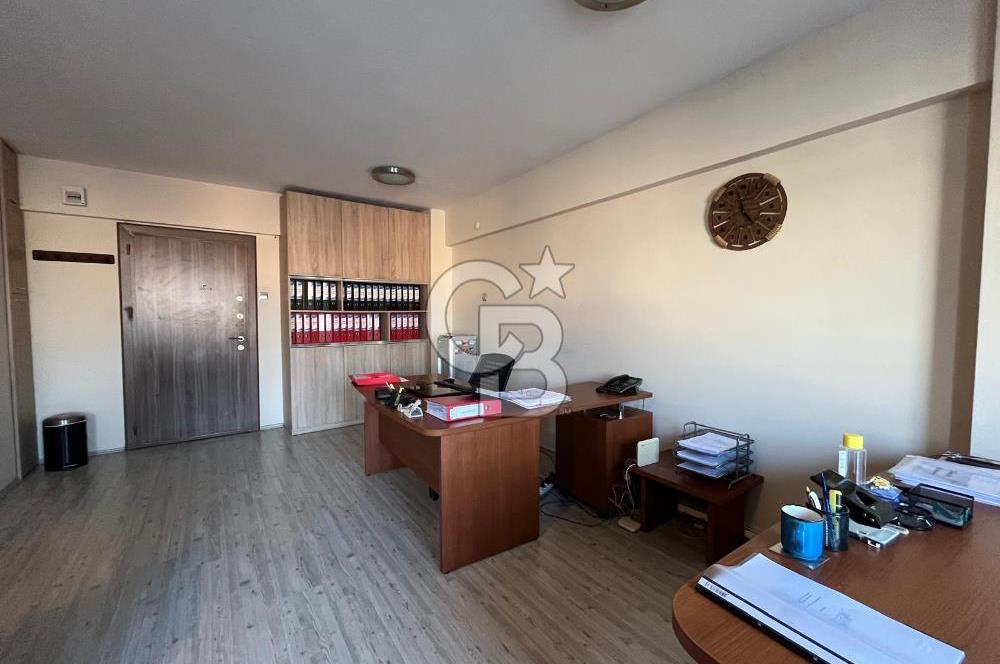 GIDA ÇARŞISI GAZİLER CADDESİ ÜZERİNDE BULUNAN SATILIK OFİS