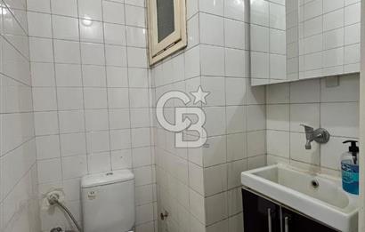 GIDA ÇARŞISI GAZİLER CADDESİ ÜZERİNDE BULUNAN SATILIK OFİS