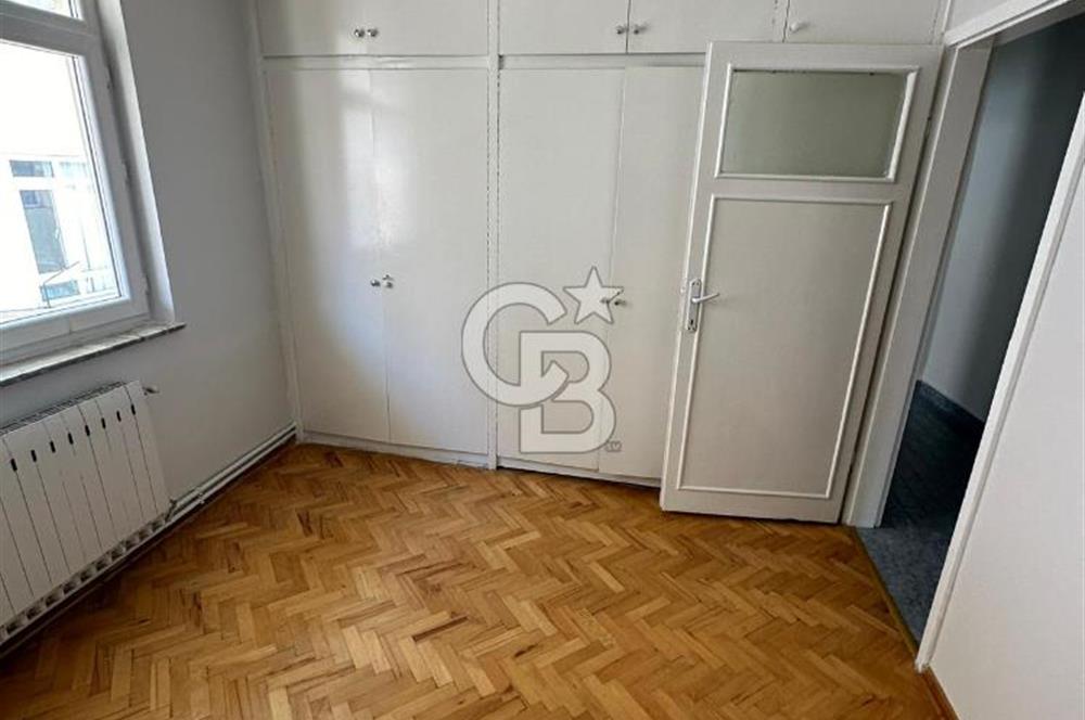 Ayrancı Sedat Simavi Sokak ta 3+1 Kiralık Daire