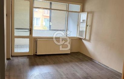 BORNOVA MERKEZDE 2+1 KİRALIK DAİRE