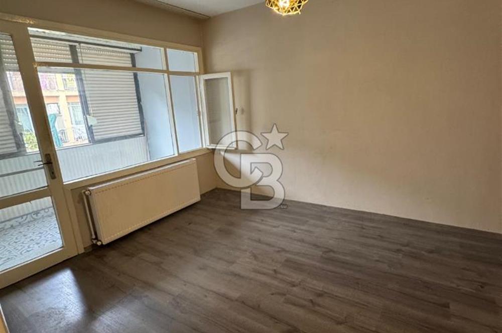 BORNOVA MERKEZDE 2+1 KİRALIK DAİRE