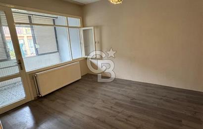BORNOVA MERKEZDE 2+1 KİRALIK DAİRE