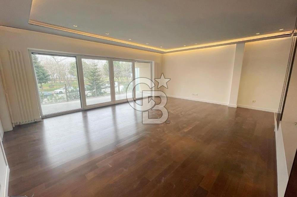 Kalamış Sahilde İçi Tamamen Yenilenmiş KİRALIK 3+1 Daire