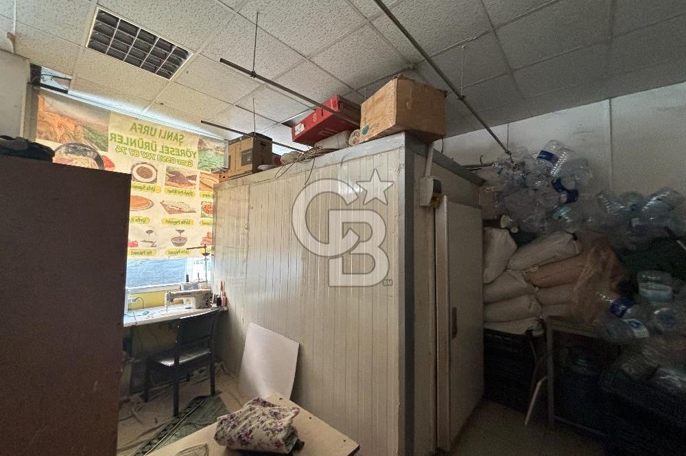 Yamanlar'da Barış Caddesi Üzerinde Satılık Dükkan 