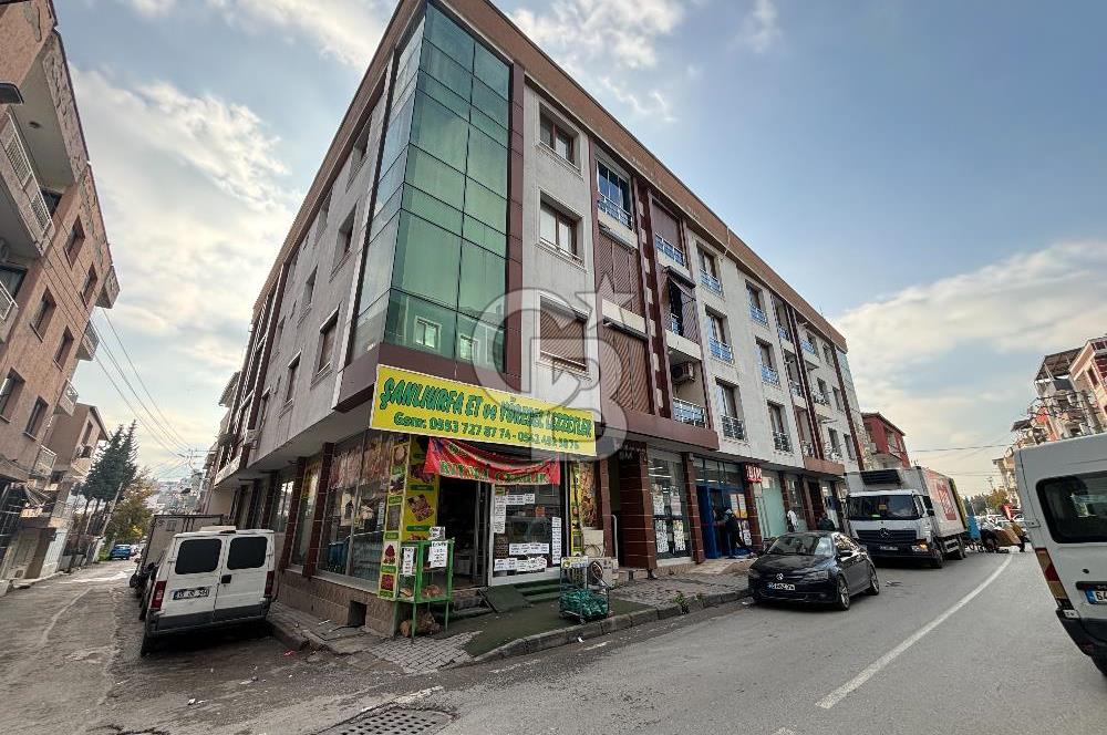 Yamanlar'da Barış Caddesi Üzerinde Satılık Dükkan 