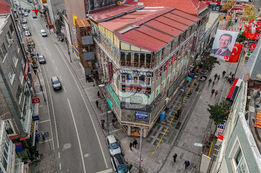 Sefaköy Satılık 500m2 Dükkan Tabela Reklam Değeri Yüksek Konumda