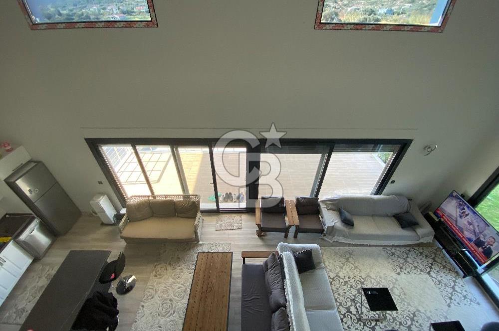 Urla Zeytineli Köyünde Denize 600m Mesafede Satılık Tarla