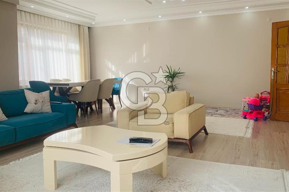 SUBAYEVLERİ DİNÇ SOKAKTA KÖŞE BİNA YAPILI 3+1 SATILIK DAİRE