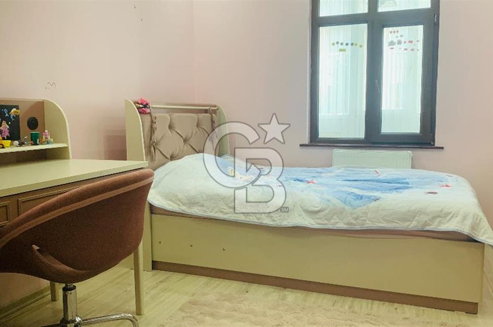 SUBAYEVLERİ DİNÇ SOKAKTA KÖŞE BİNA YAPILI 3+1 SATILIK DAİRE