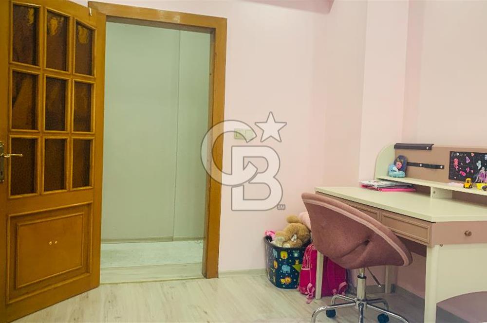 SUBAYEVLERİ DİNÇ SOKAKTA KÖŞE BİNA YAPILI 3+1 SATILIK DAİRE